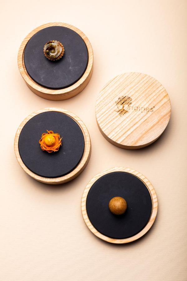Hotel & Restaurant Origines Par Adrien Descouls - Teritoria Le Broc  Kültér fotó