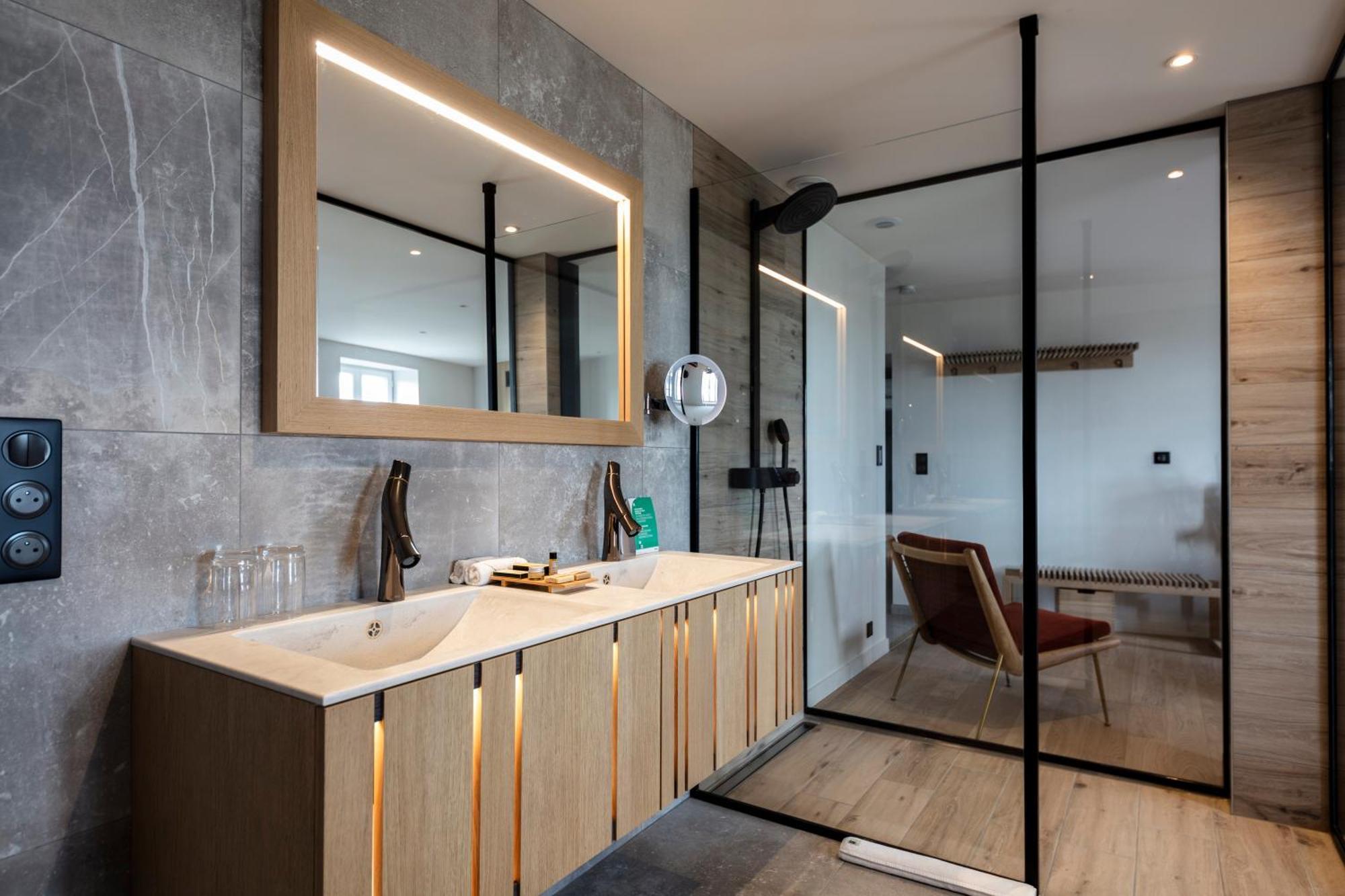 Hotel & Restaurant Origines Par Adrien Descouls - Teritoria Le Broc  Szoba fotó